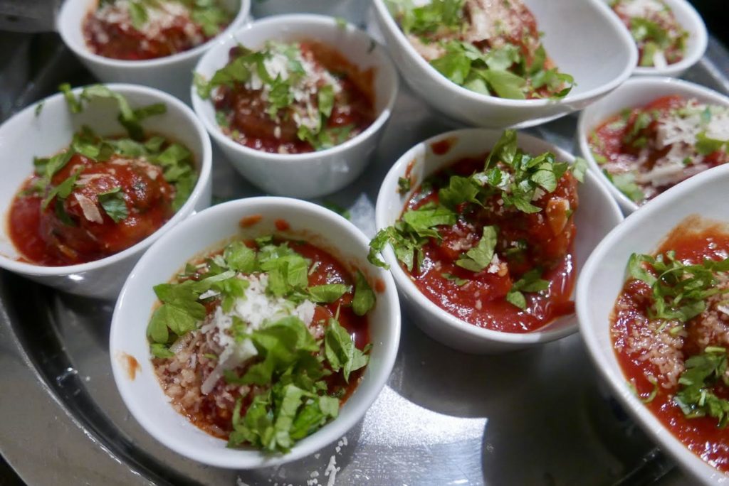 Italienska köttbullar i tomatsås 
